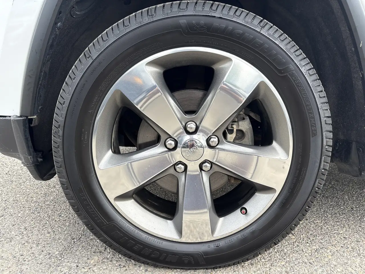 Jeep Grand Cherokee снимка Jeep Grand Cherokee
