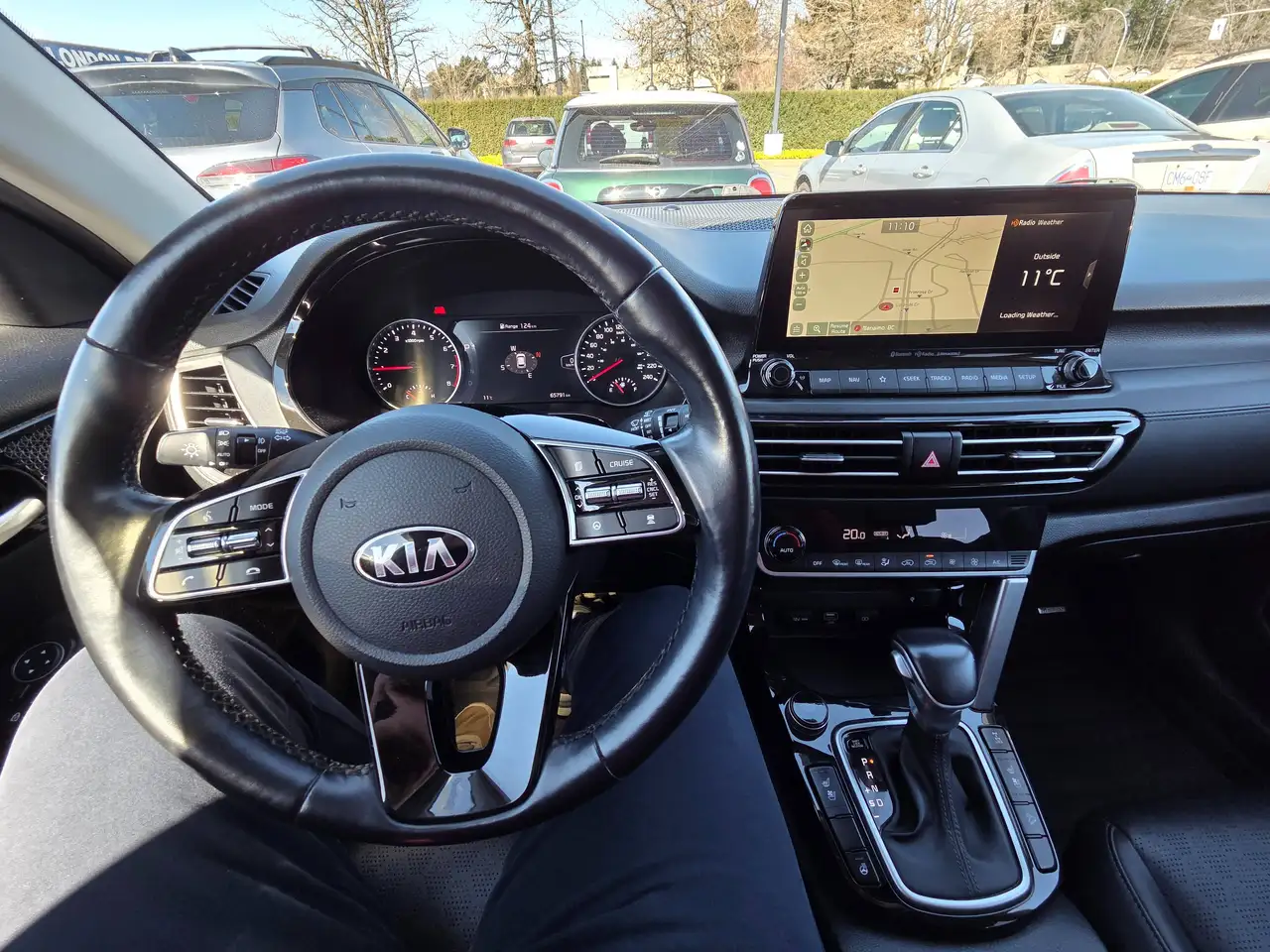 Kia Seltos photo Kia Seltos