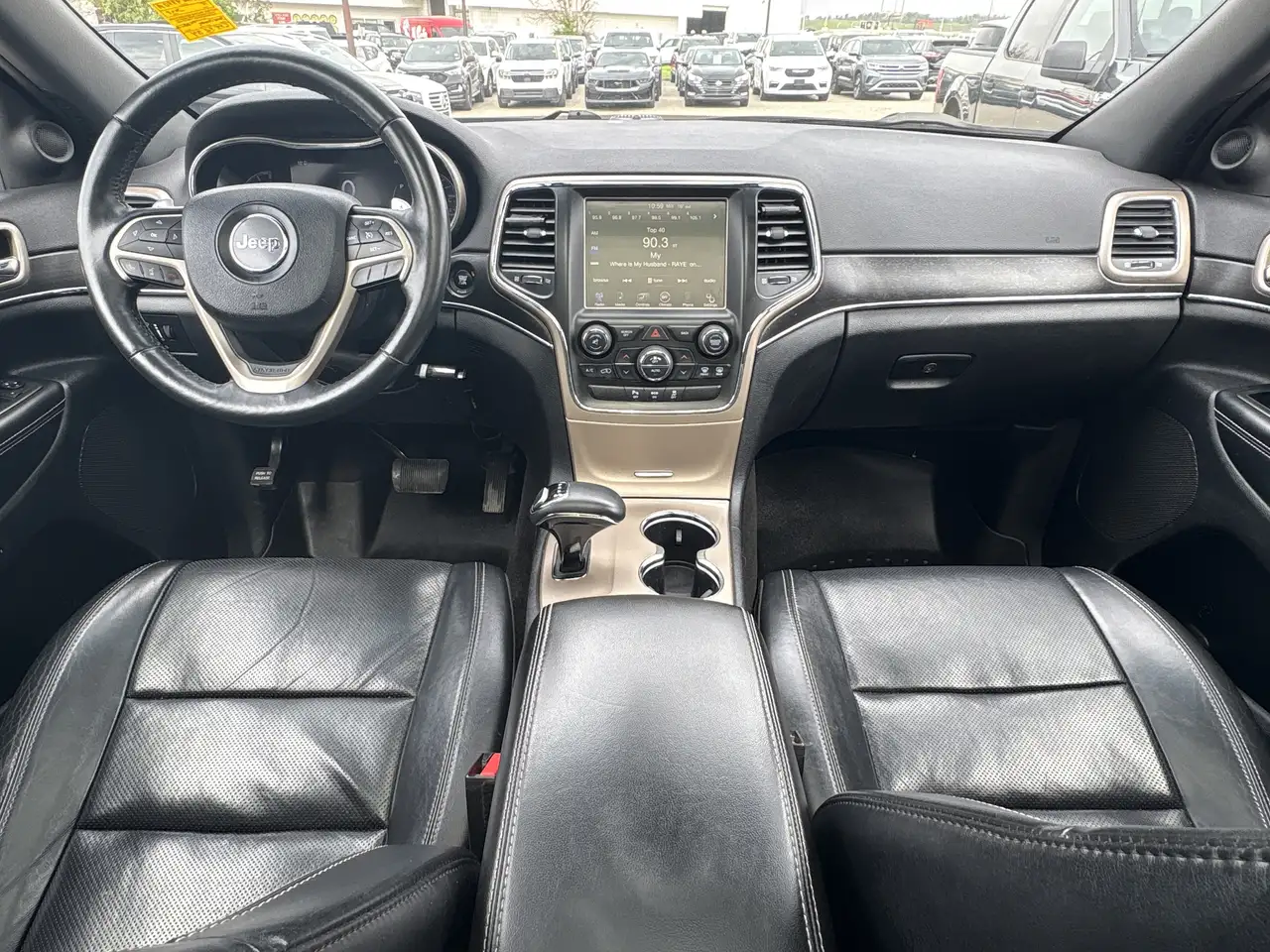 Jeep Grand Cherokee снимка Jeep Grand Cherokee