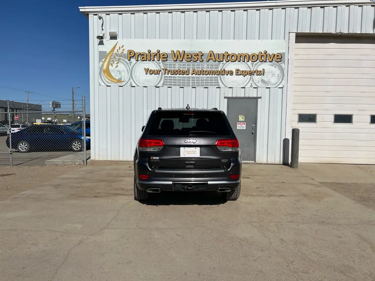Jeep Grand Cherokee photo Jeep Grand Cherokee