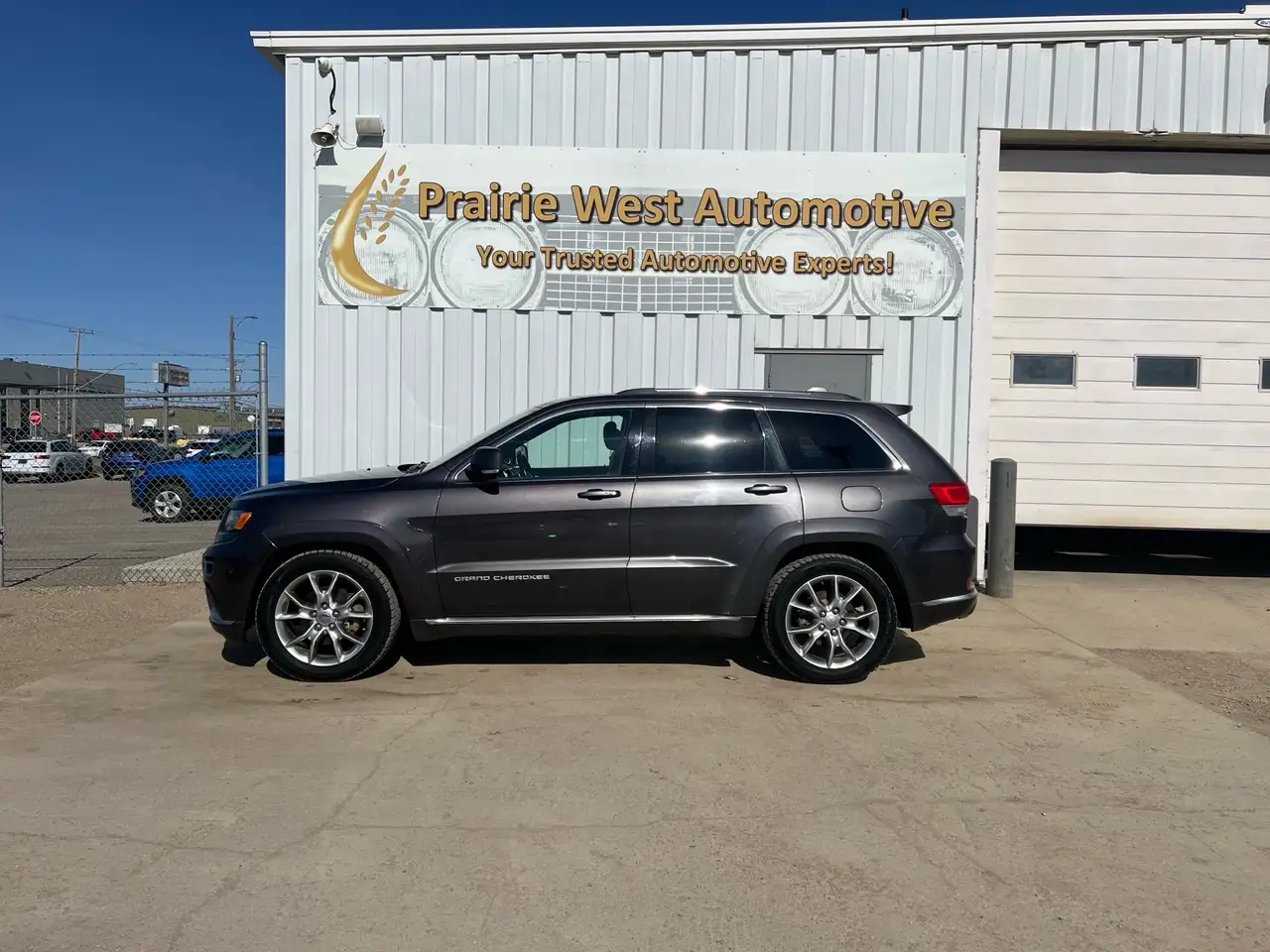 Jeep Grand Cherokee photo Jeep Grand Cherokee