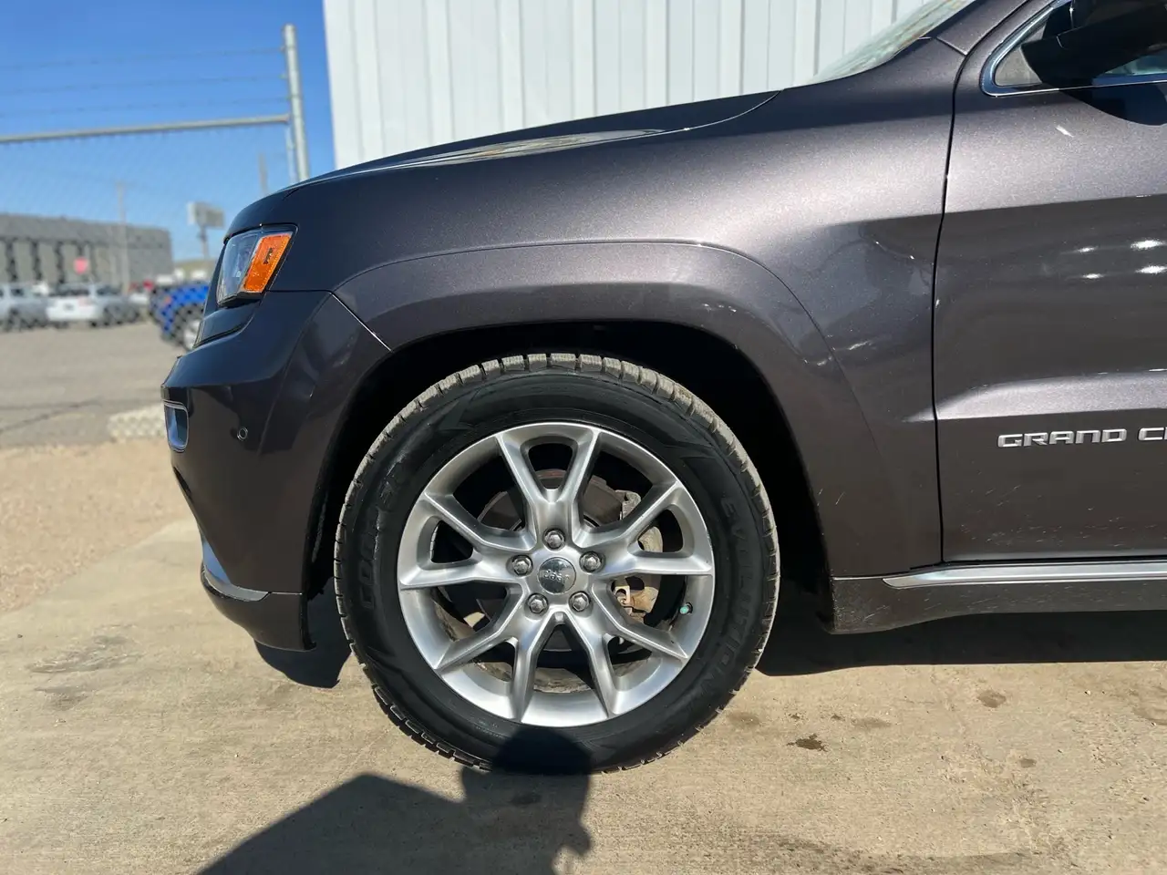 Jeep Grand Cherokee photo Jeep Grand Cherokee