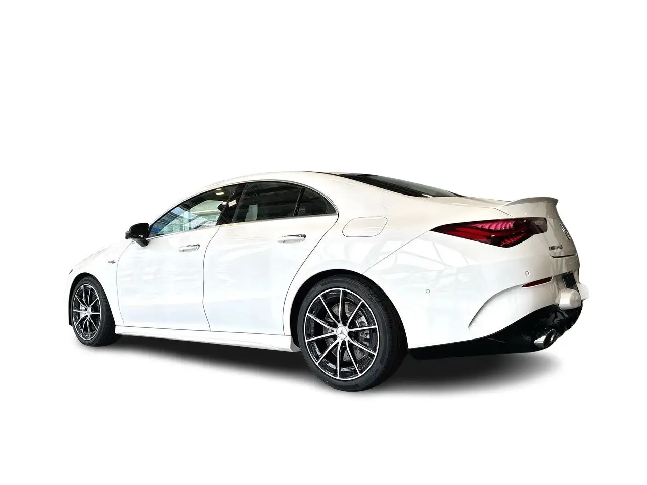 Mercedes-Benz CLA снимка Mercedes-Benz CLA