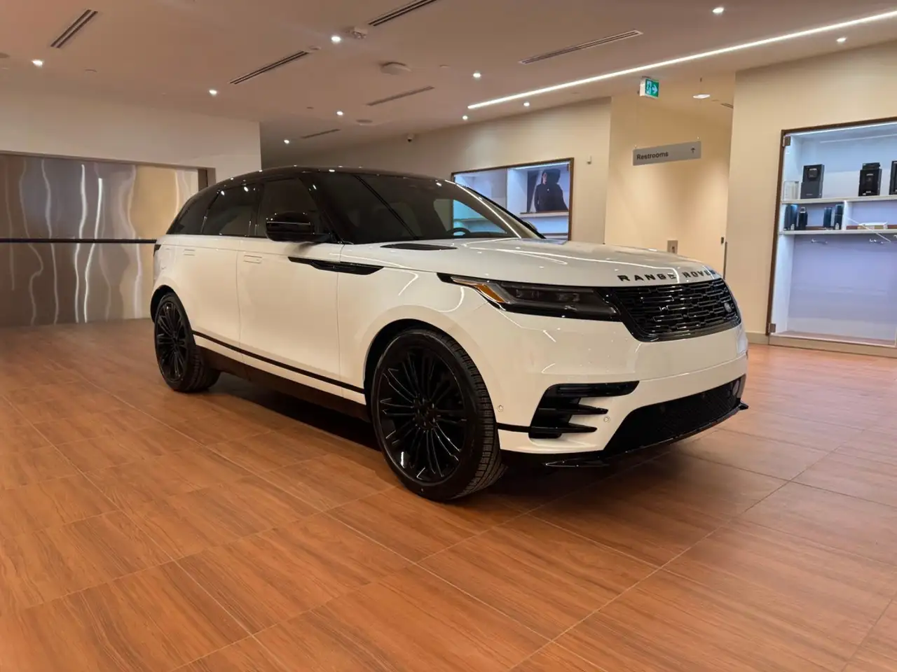 Land Rover Range Rover Velar снимка Land Rover Range Rover Velar