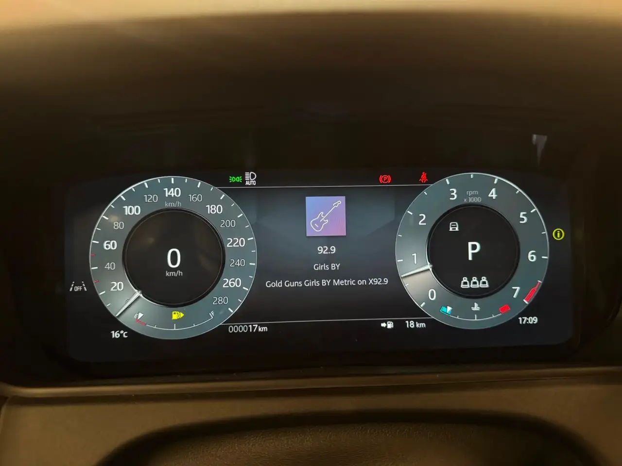 Land Rover Range Rover Velar снимка Land Rover Range Rover Velar