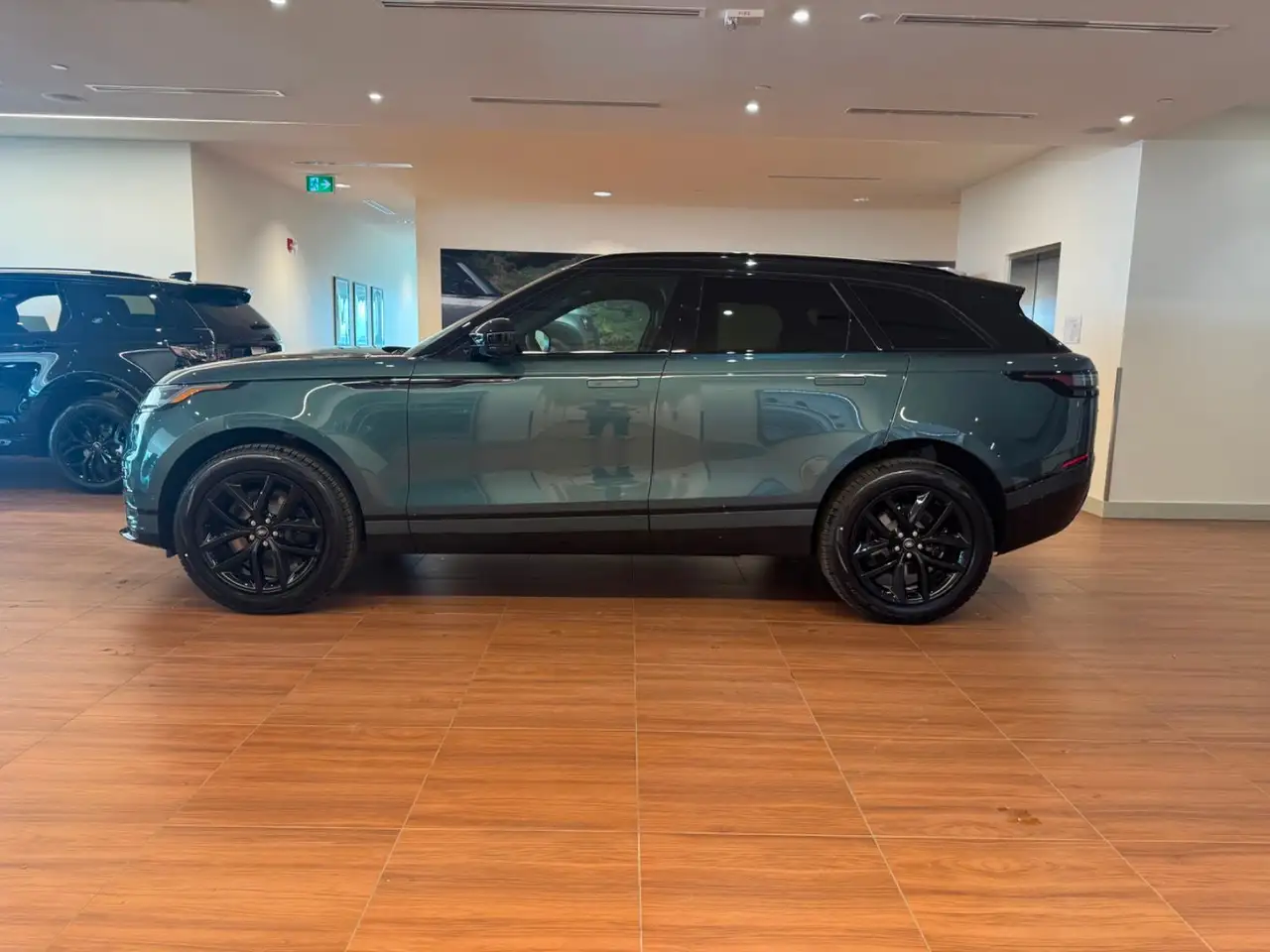 Land Rover Range Rover Velar снимка Land Rover Range Rover Velar