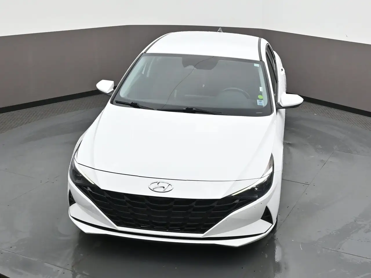 Hyundai ELANTRA снимка Hyundai ELANTRA