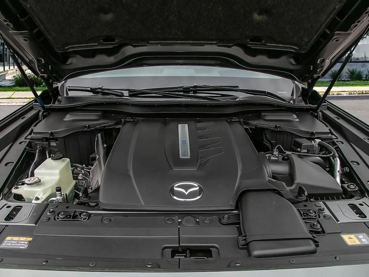 Mazda CX-70 PHEV photo Mazda CX-70 PHEV