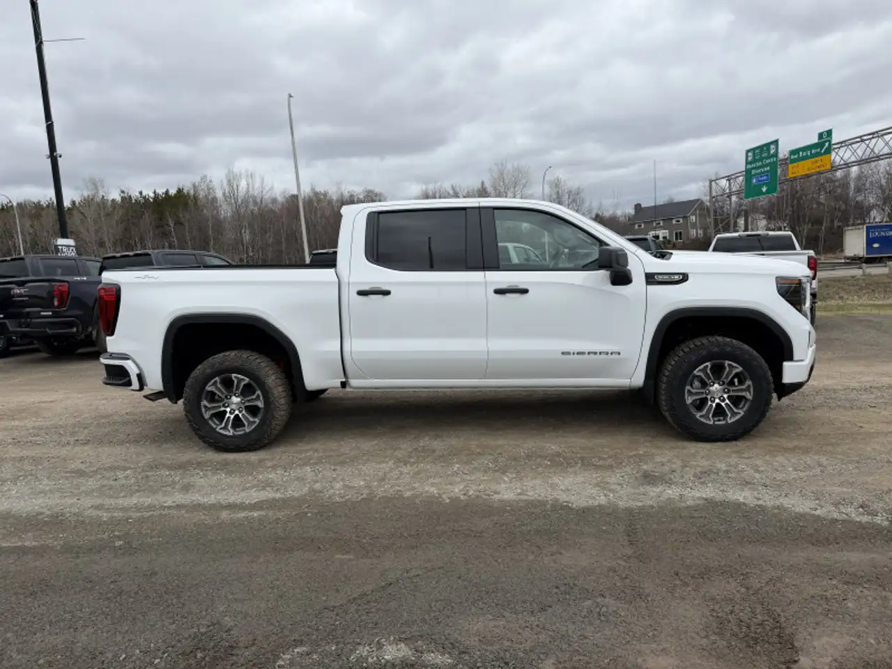 GMC Sierra 1500 снимка GMC Sierra 1500