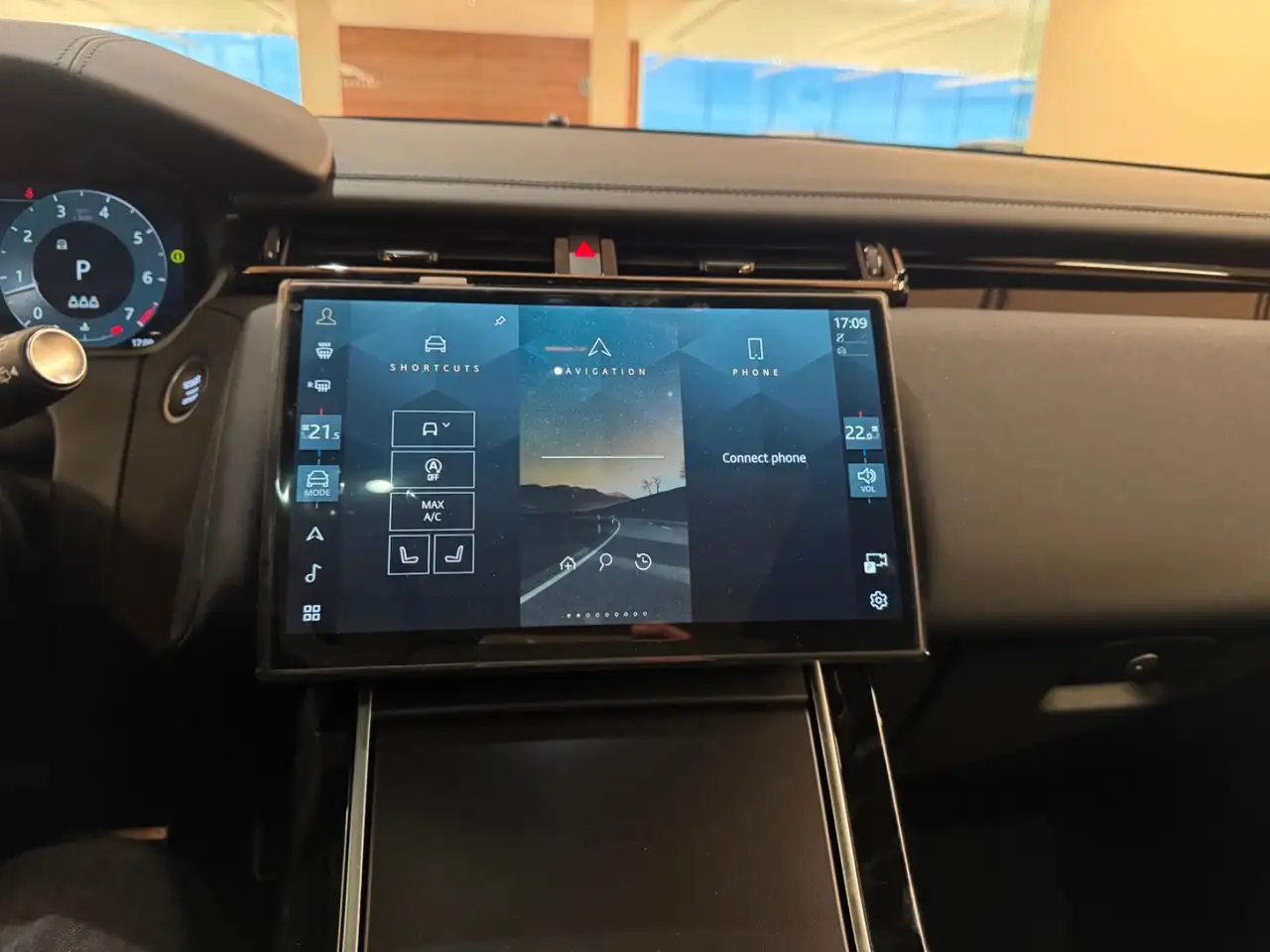 Land Rover Range Rover Velar снимка Land Rover Range Rover Velar