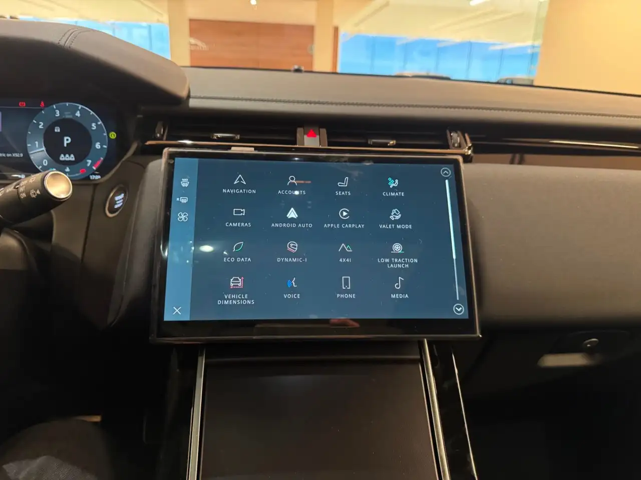 Land Rover Range Rover Velar снимка Land Rover Range Rover Velar