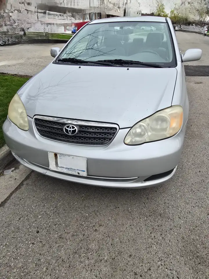 2005 Toyota Corolla
