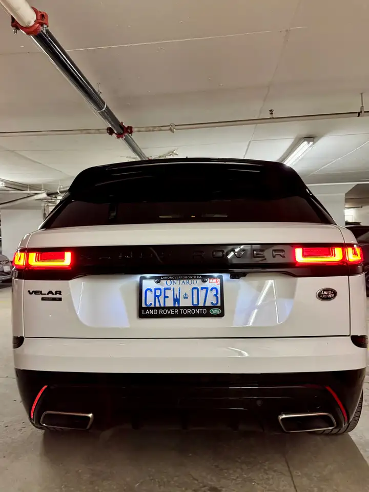 Land Rover Range Rover Velar photo Land Rover Range Rover Velar