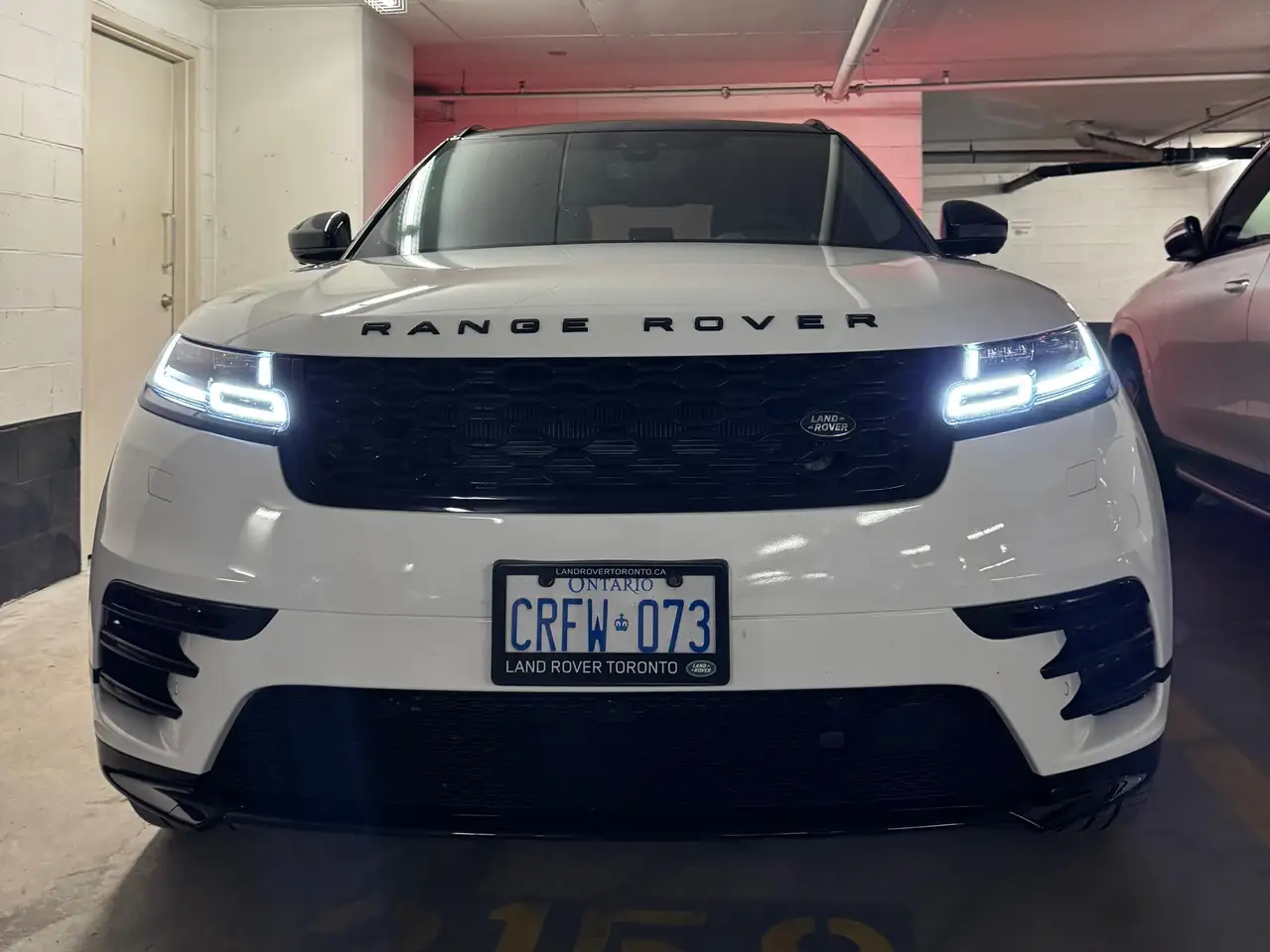 Land Rover Range Rover Velar photo Land Rover Range Rover Velar