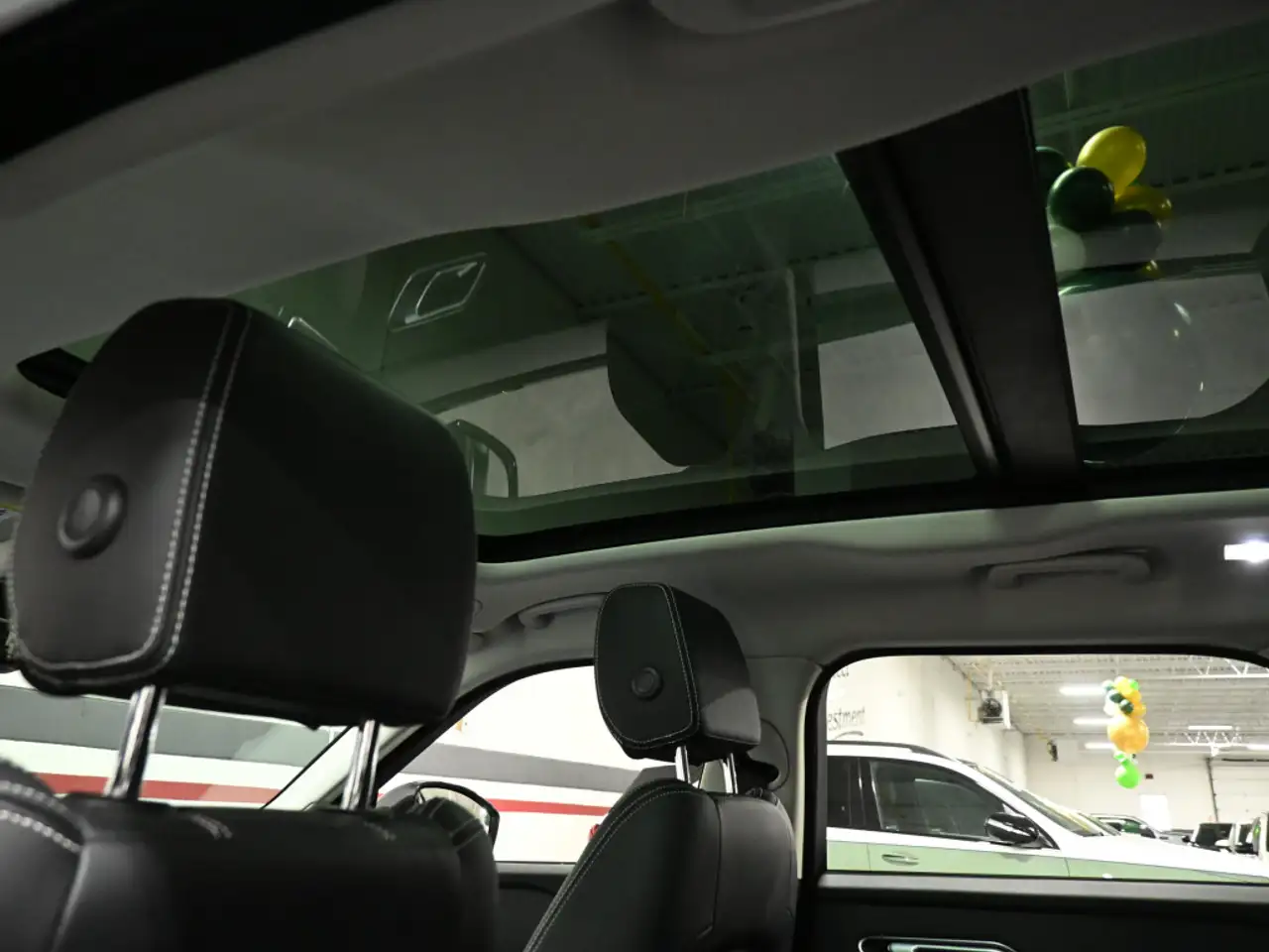Land Rover Range Rover Velar снимка Land Rover Range Rover Velar