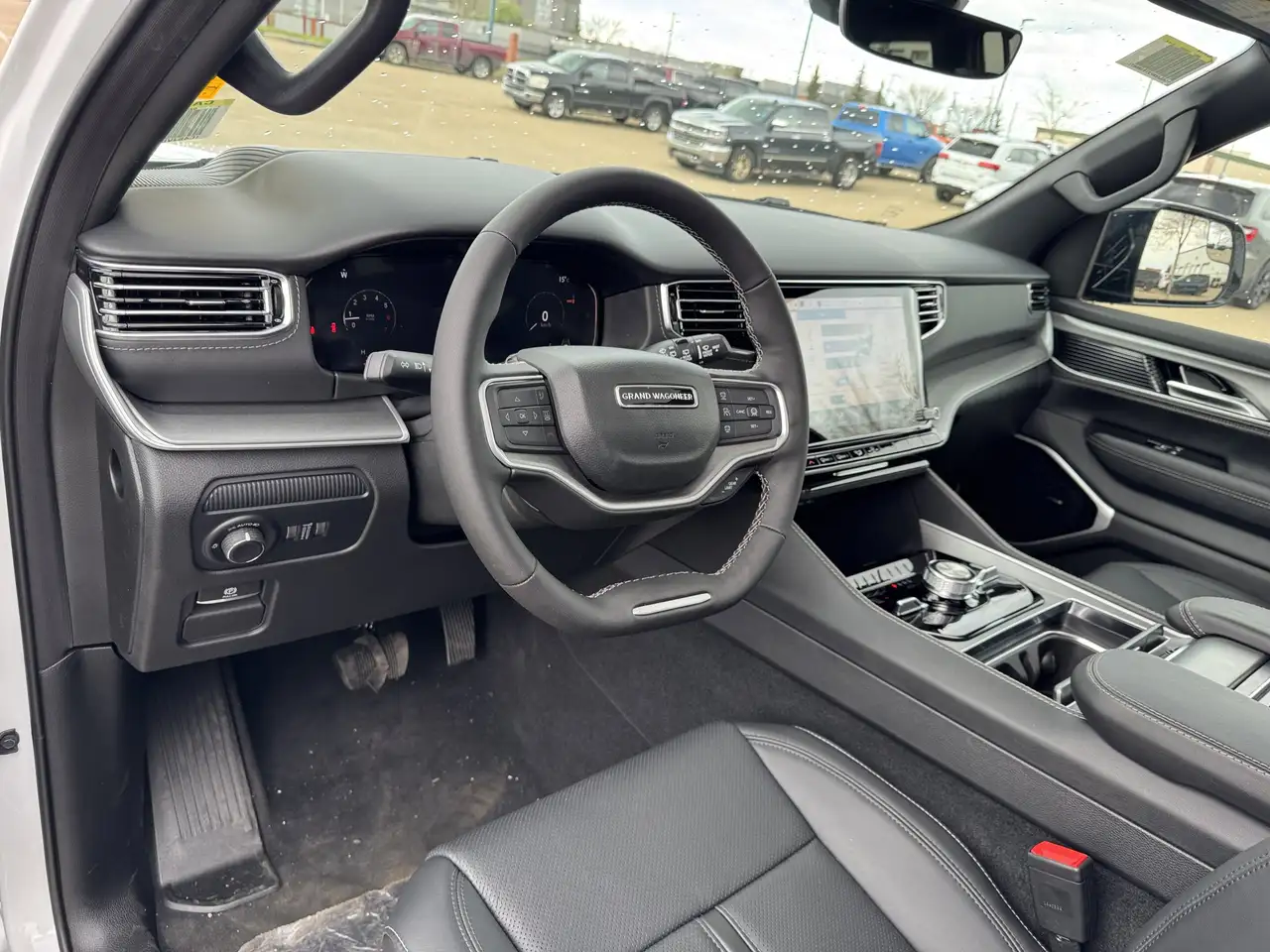 Jeep Grand Wagoneer photo Jeep Grand Wagoneer
