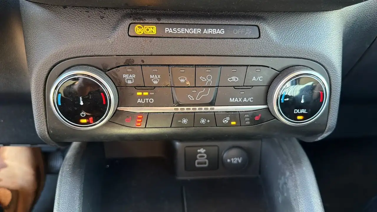 Ford Escape photo Ford Escape