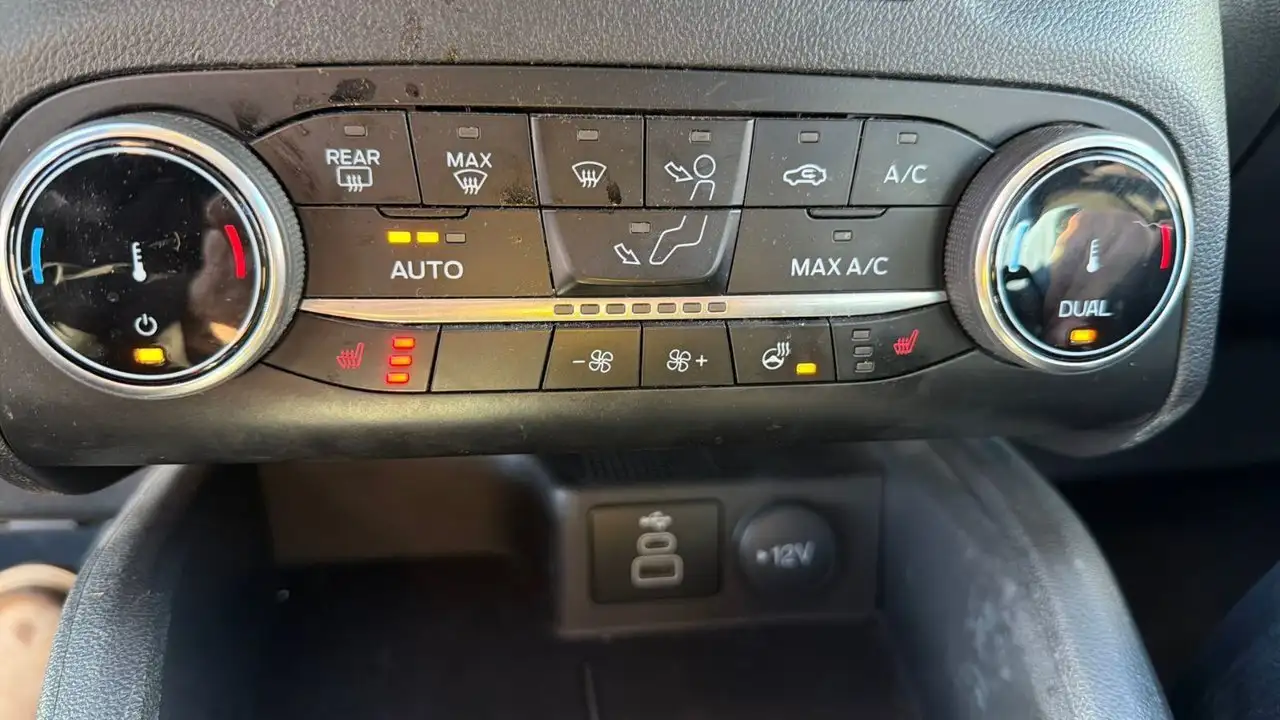 Ford Escape photo Ford Escape