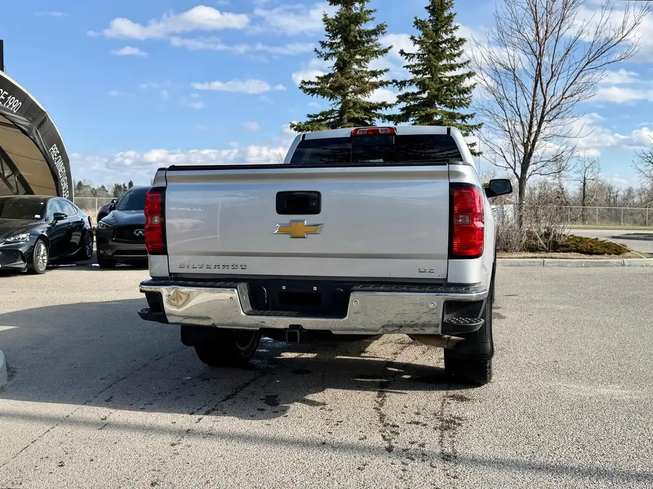 Chevrolet Silverado 1500 photo Chevrolet Silverado 1500