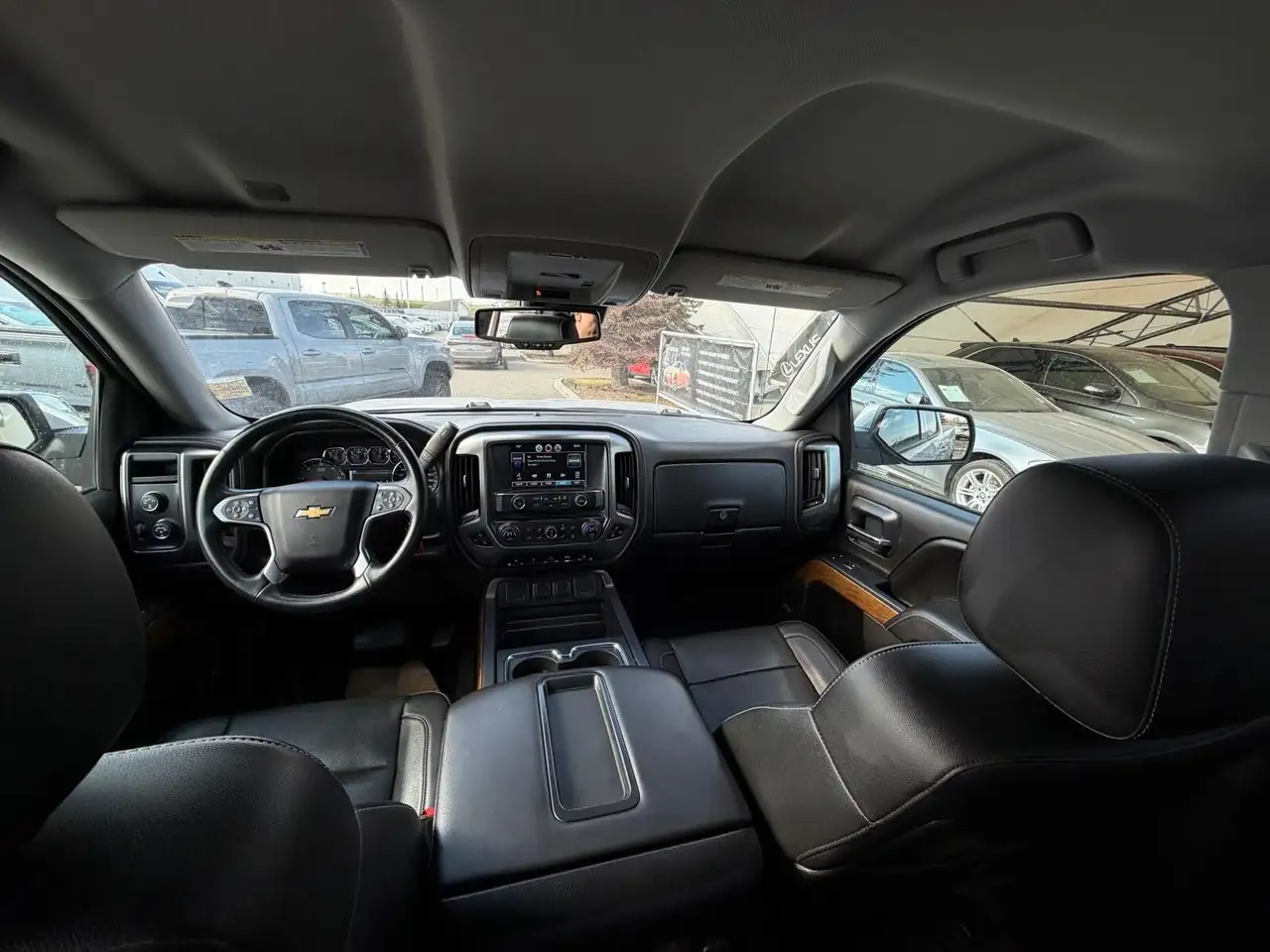 Chevrolet Silverado 1500 photo Chevrolet Silverado 1500