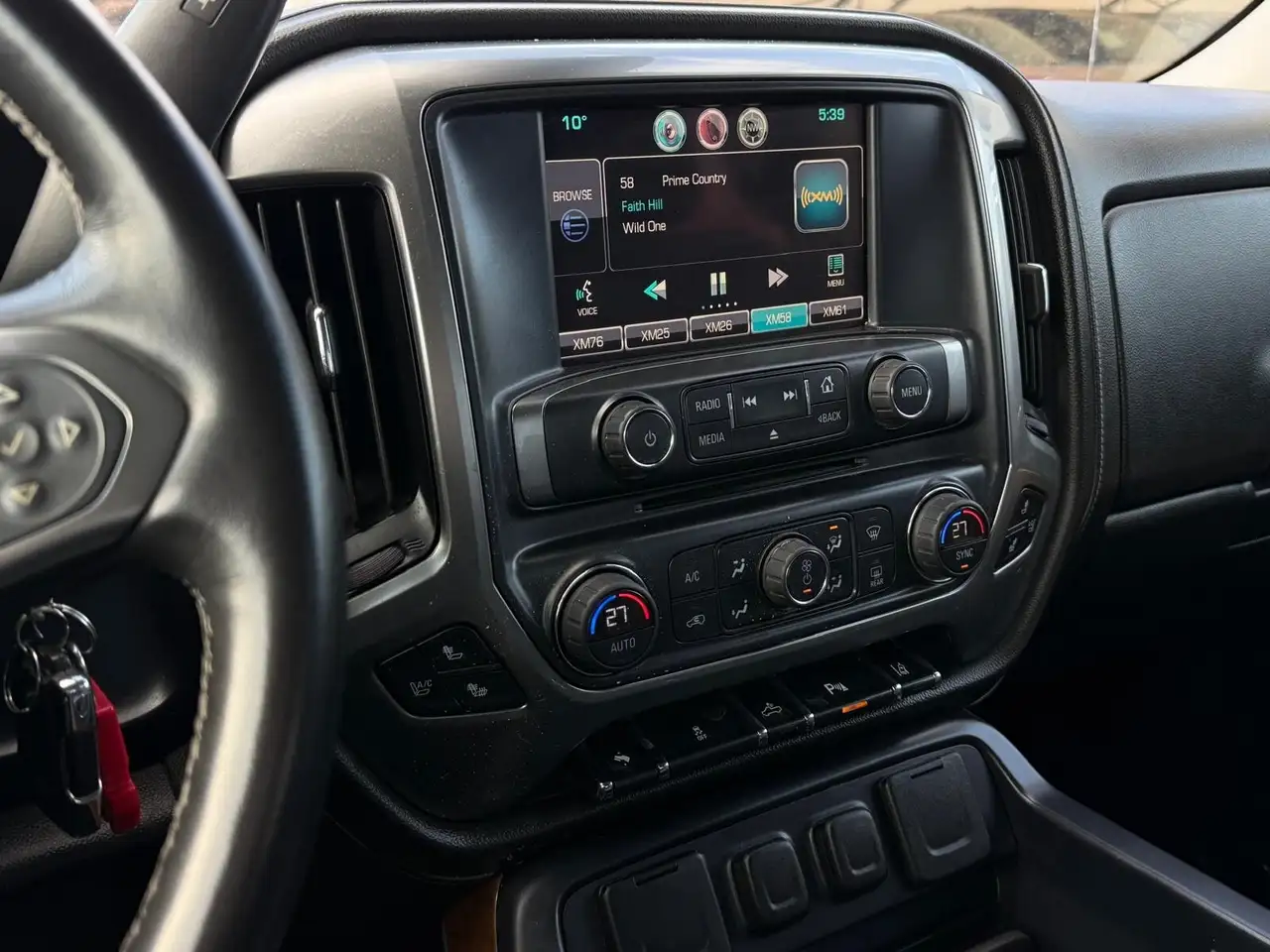 Chevrolet Silverado 1500 photo Chevrolet Silverado 1500