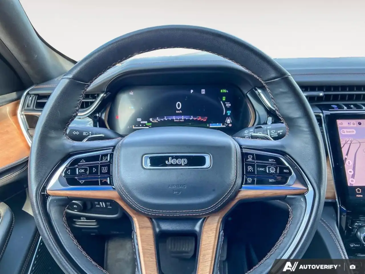Jeep Grand Cherokee снимка Jeep Grand Cherokee