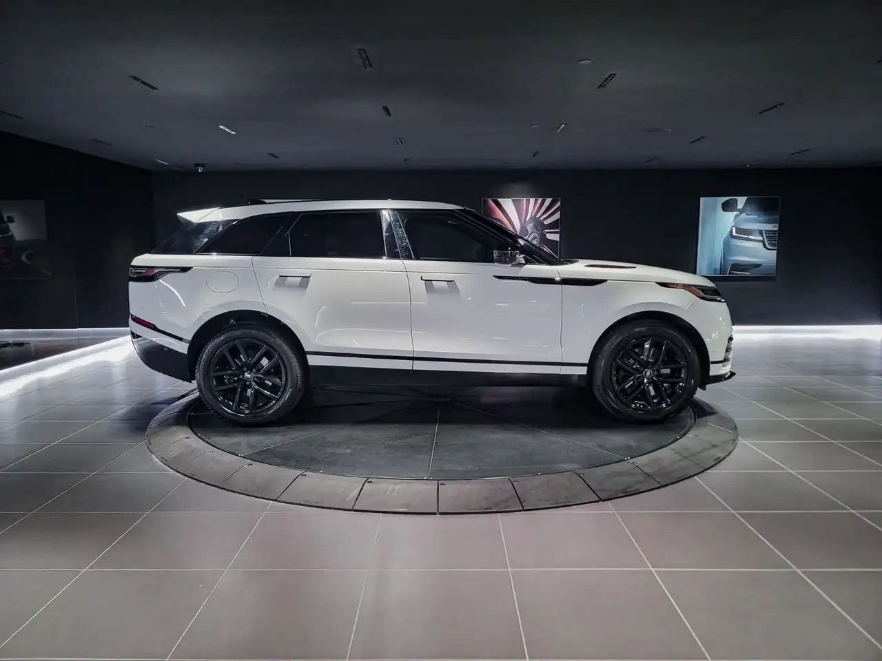 Land Rover Range Rover Velar снимка Land Rover Range Rover Velar