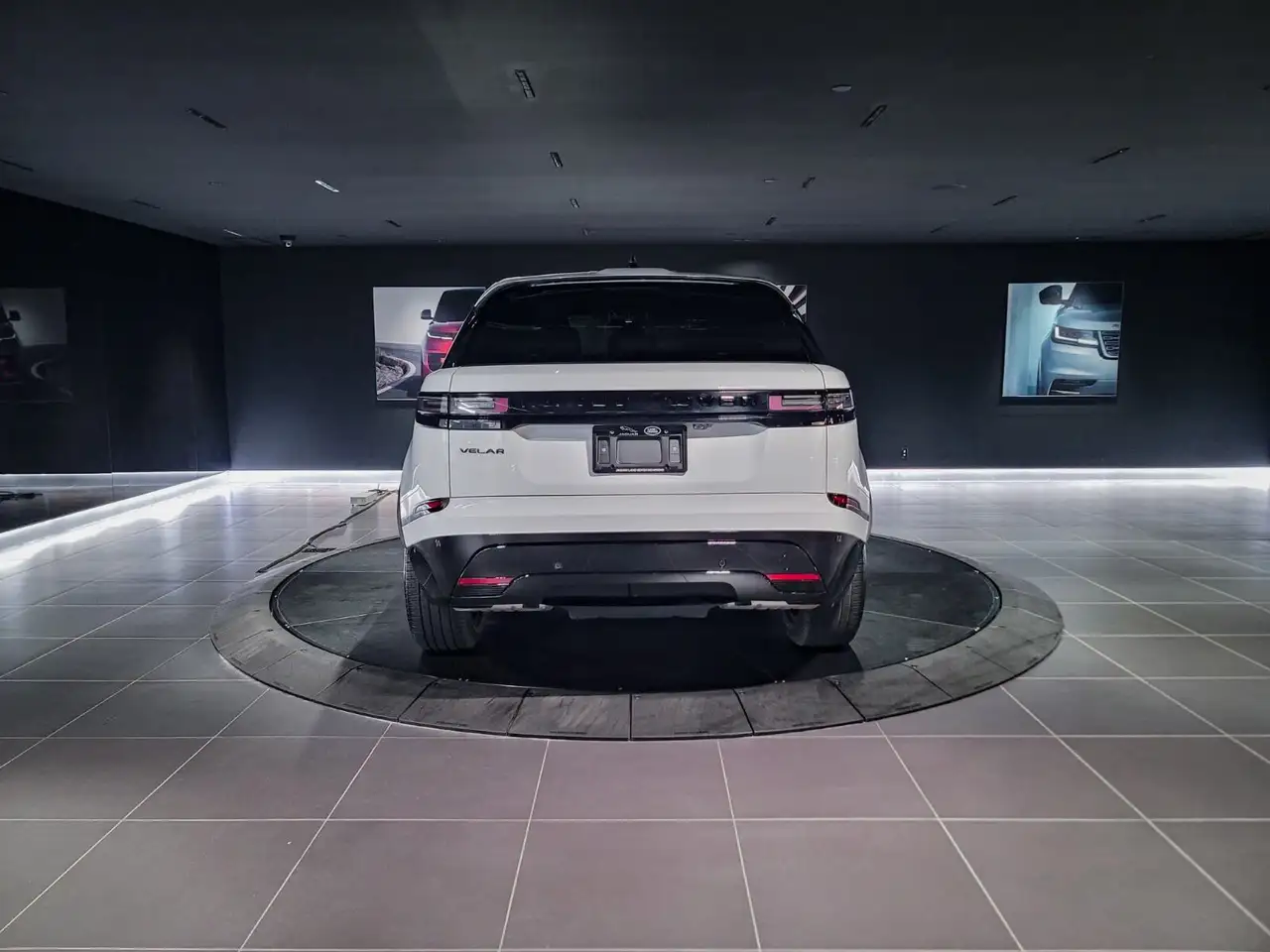 Land Rover Range Rover Velar снимка Land Rover Range Rover Velar
