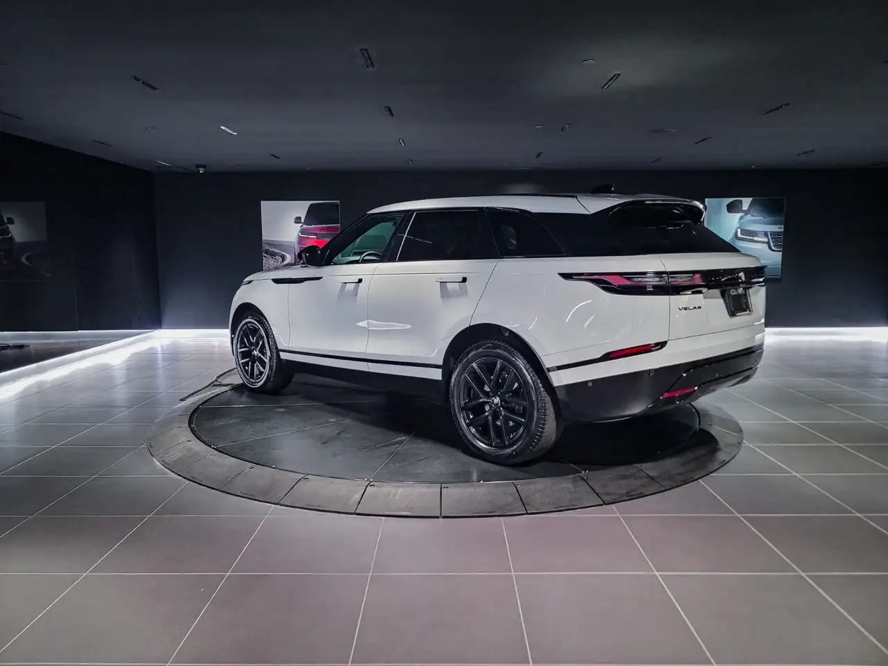 Land Rover Range Rover Velar снимка Land Rover Range Rover Velar