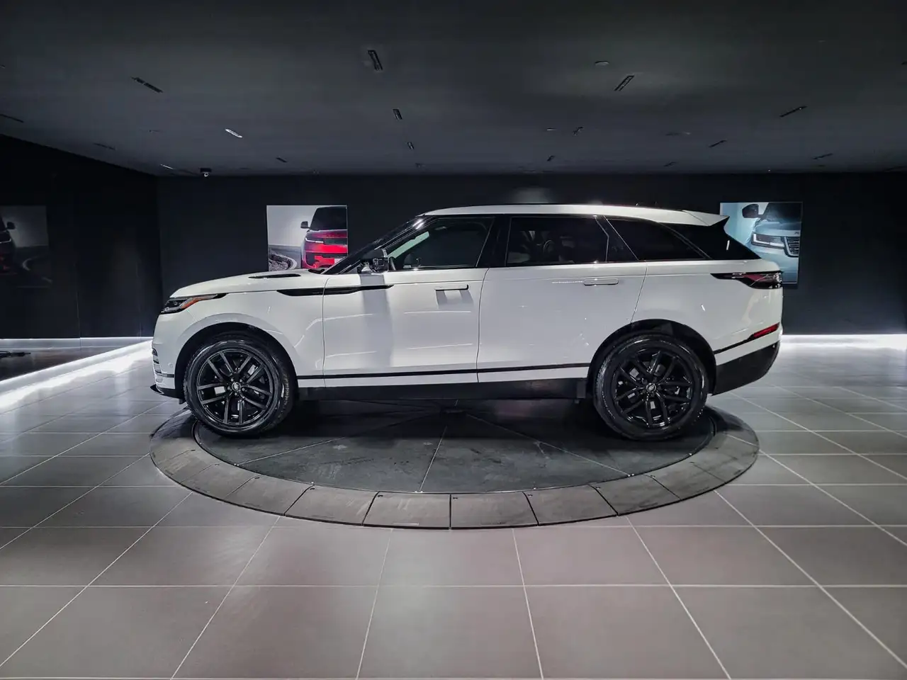 Land Rover Range Rover Velar снимка Land Rover Range Rover Velar