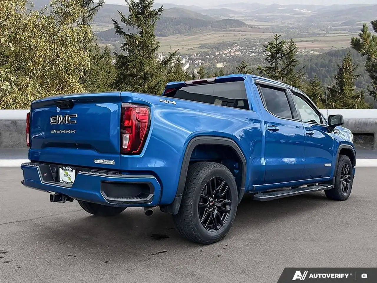 GMC Sierra 1500 photo GMC Sierra 1500
