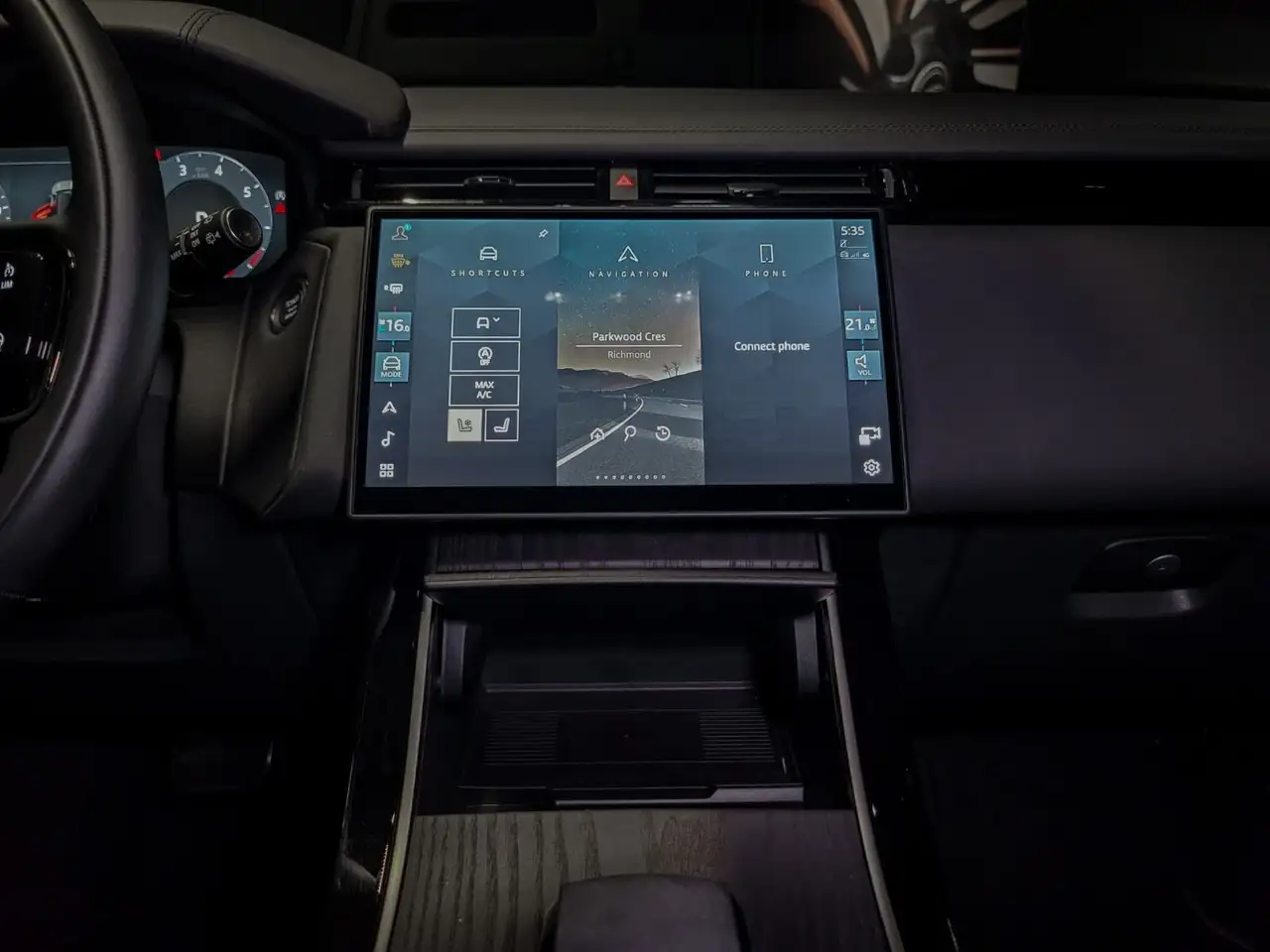 Land Rover Range Rover Velar снимка Land Rover Range Rover Velar