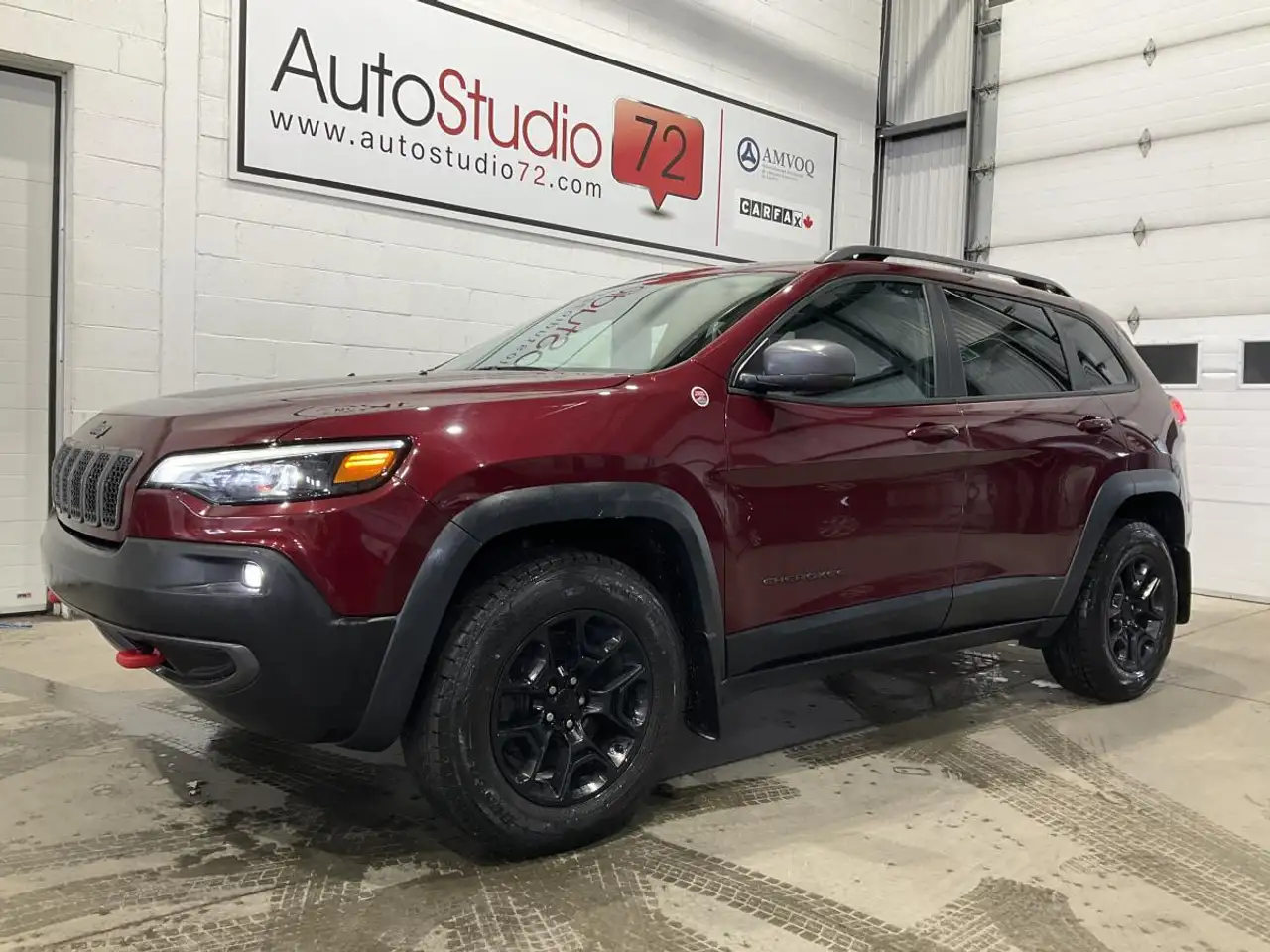 Jeep Cherokee снимка Jeep Cherokee
