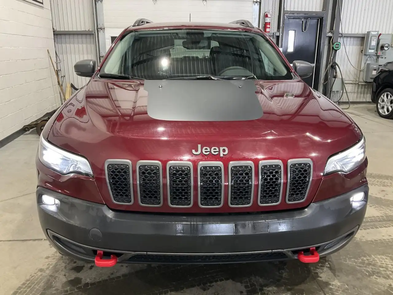 Jeep Cherokee снимка Jeep Cherokee