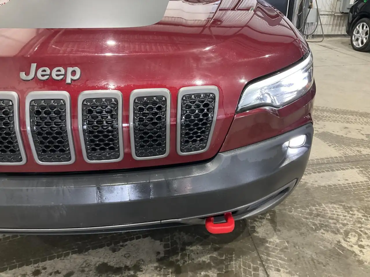 Jeep Cherokee снимка Jeep Cherokee