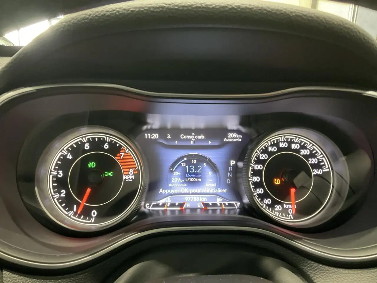 Jeep Cherokee снимка Jeep Cherokee