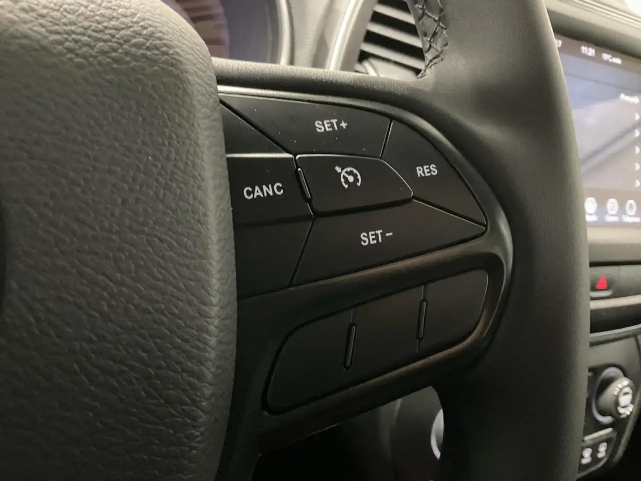 Jeep Cherokee снимка Jeep Cherokee