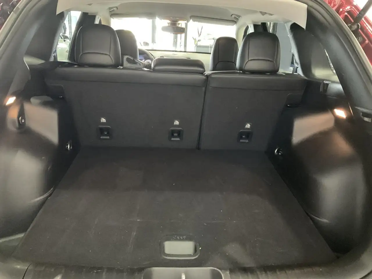 Jeep Cherokee снимка Jeep Cherokee