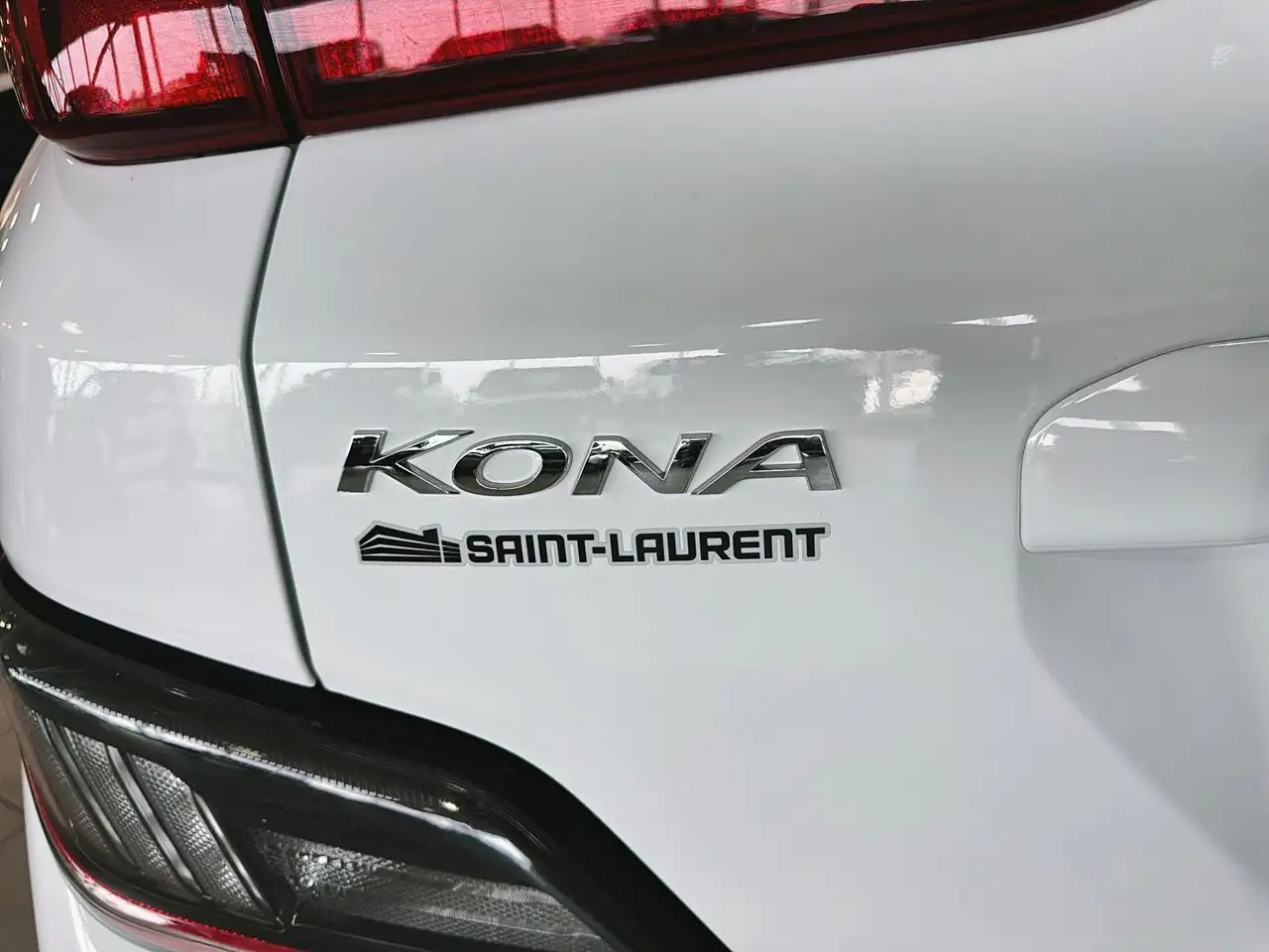 Hyundai KONA снимка Hyundai KONA