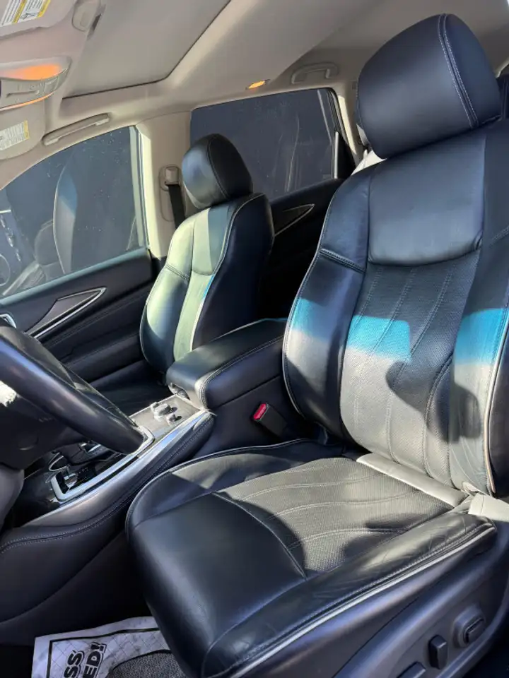 Infiniti QX60 снимка Infiniti QX60