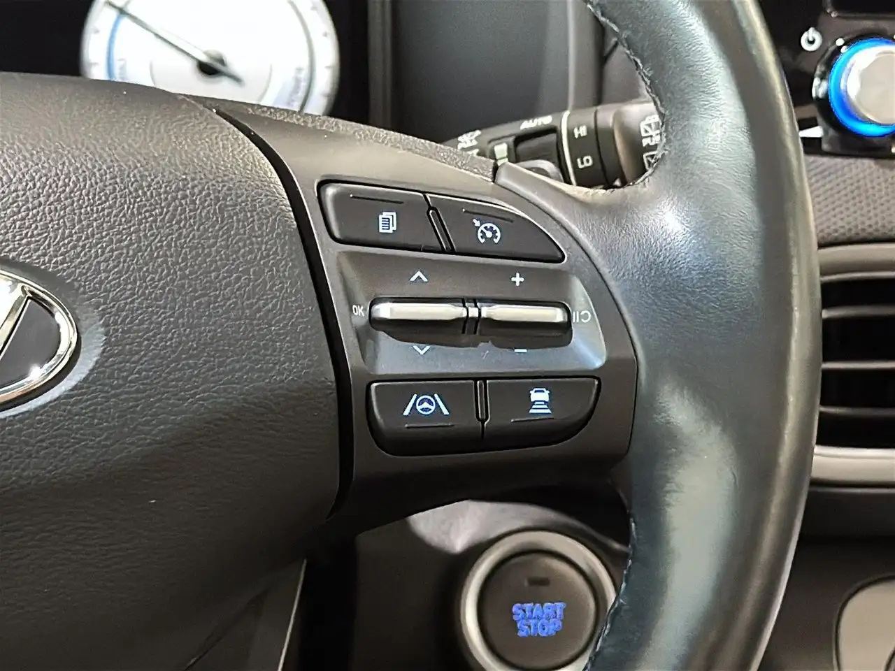 Hyundai KONA снимка Hyundai KONA