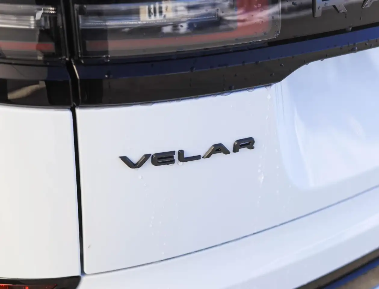 Land Rover Range Rover Velar снимка Land Rover Range Rover Velar