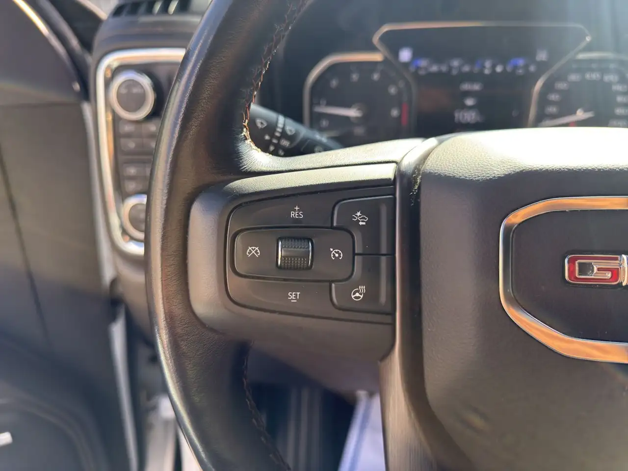 GMC Sierra 1500 снимка GMC Sierra 1500