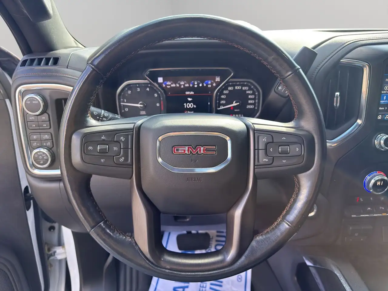 GMC Sierra 1500 снимка GMC Sierra 1500