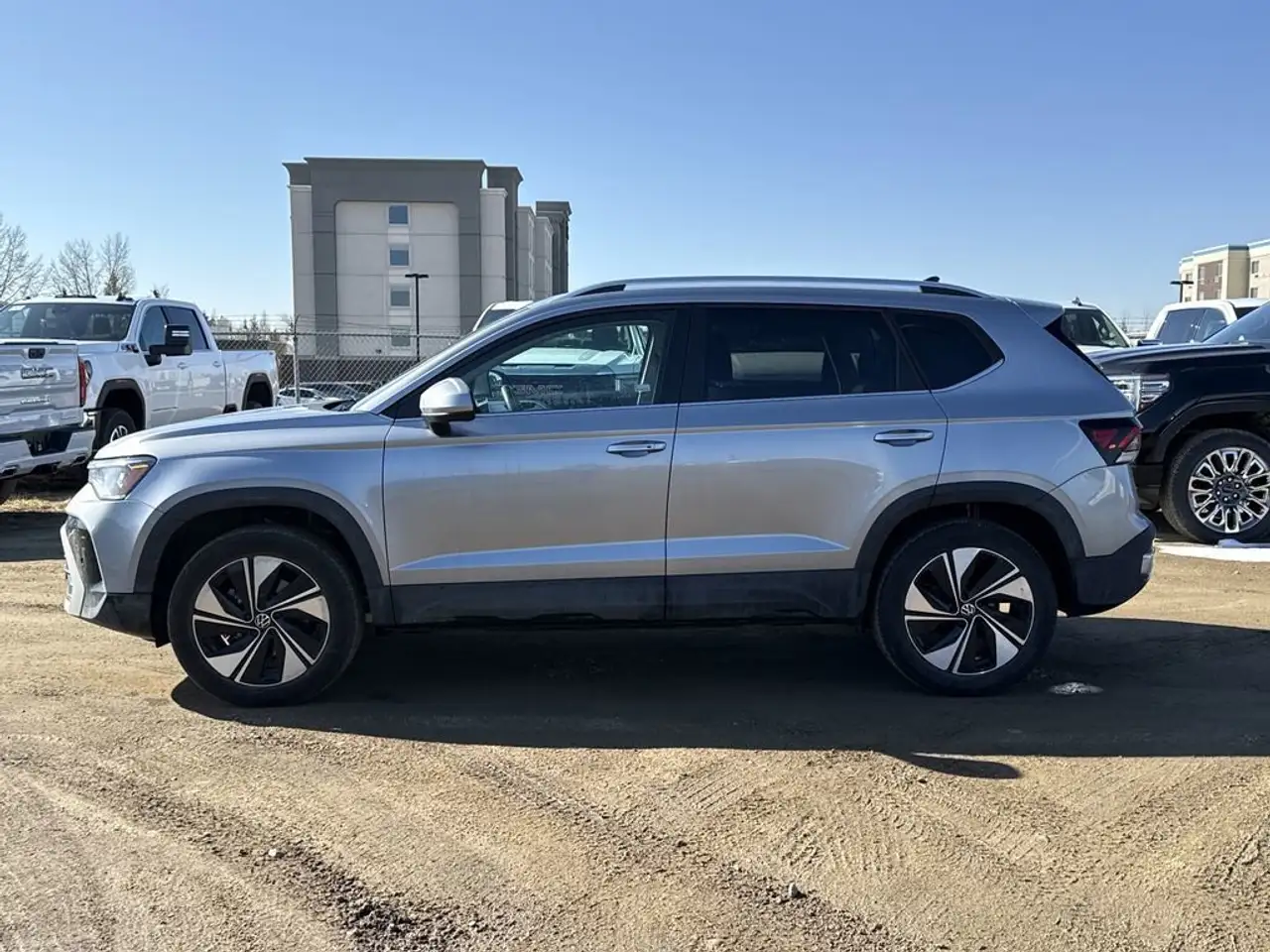 Volkswagen Taos снимка Volkswagen Taos