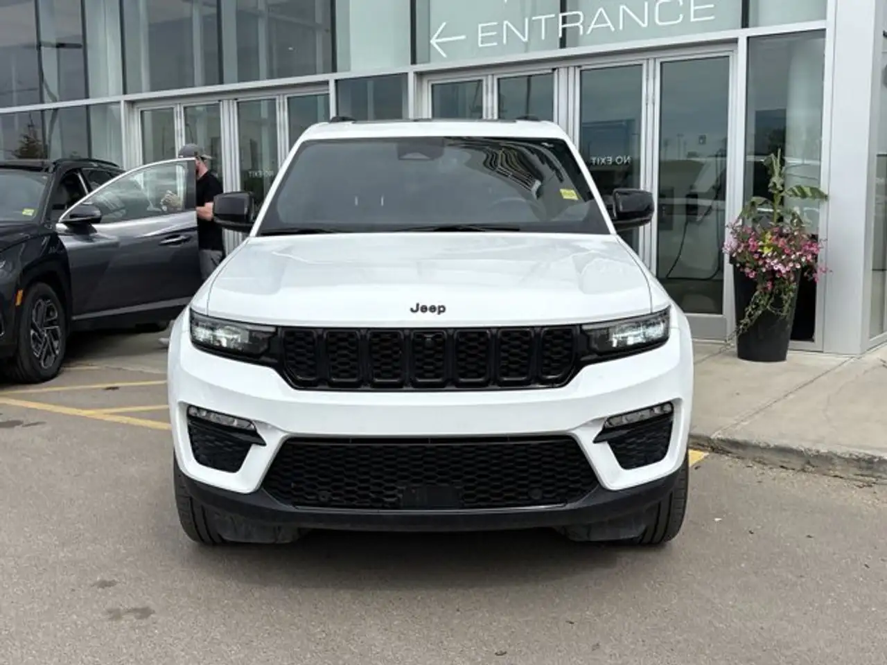 Jeep Grand Cherokee снимка Jeep Grand Cherokee