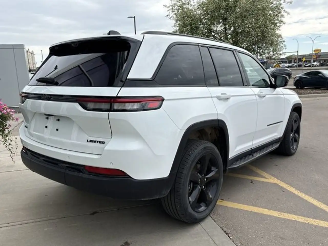 Jeep Grand Cherokee снимка Jeep Grand Cherokee