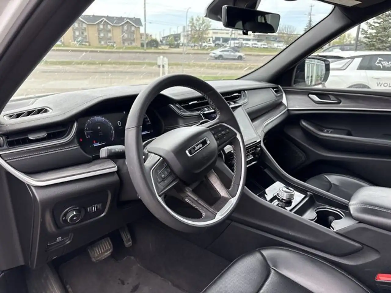 Jeep Grand Cherokee снимка Jeep Grand Cherokee