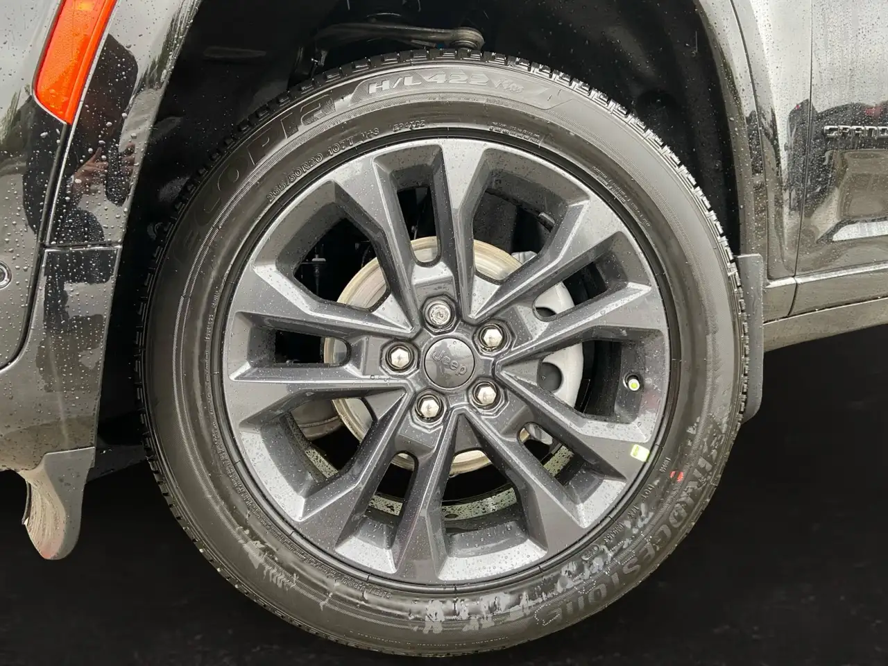 Jeep Grand Cherokee снимка Jeep Grand Cherokee