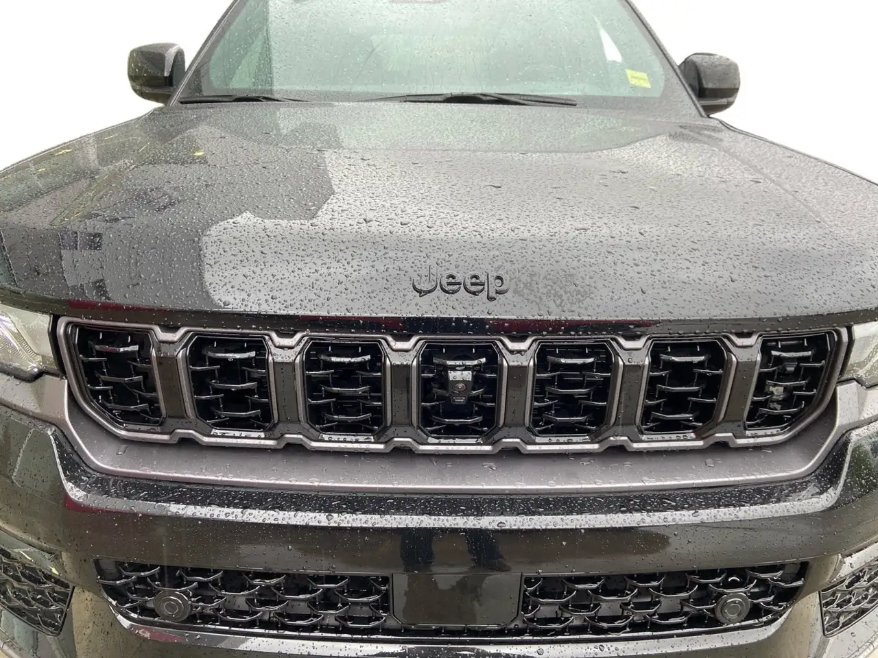 Jeep Grand Cherokee снимка Jeep Grand Cherokee